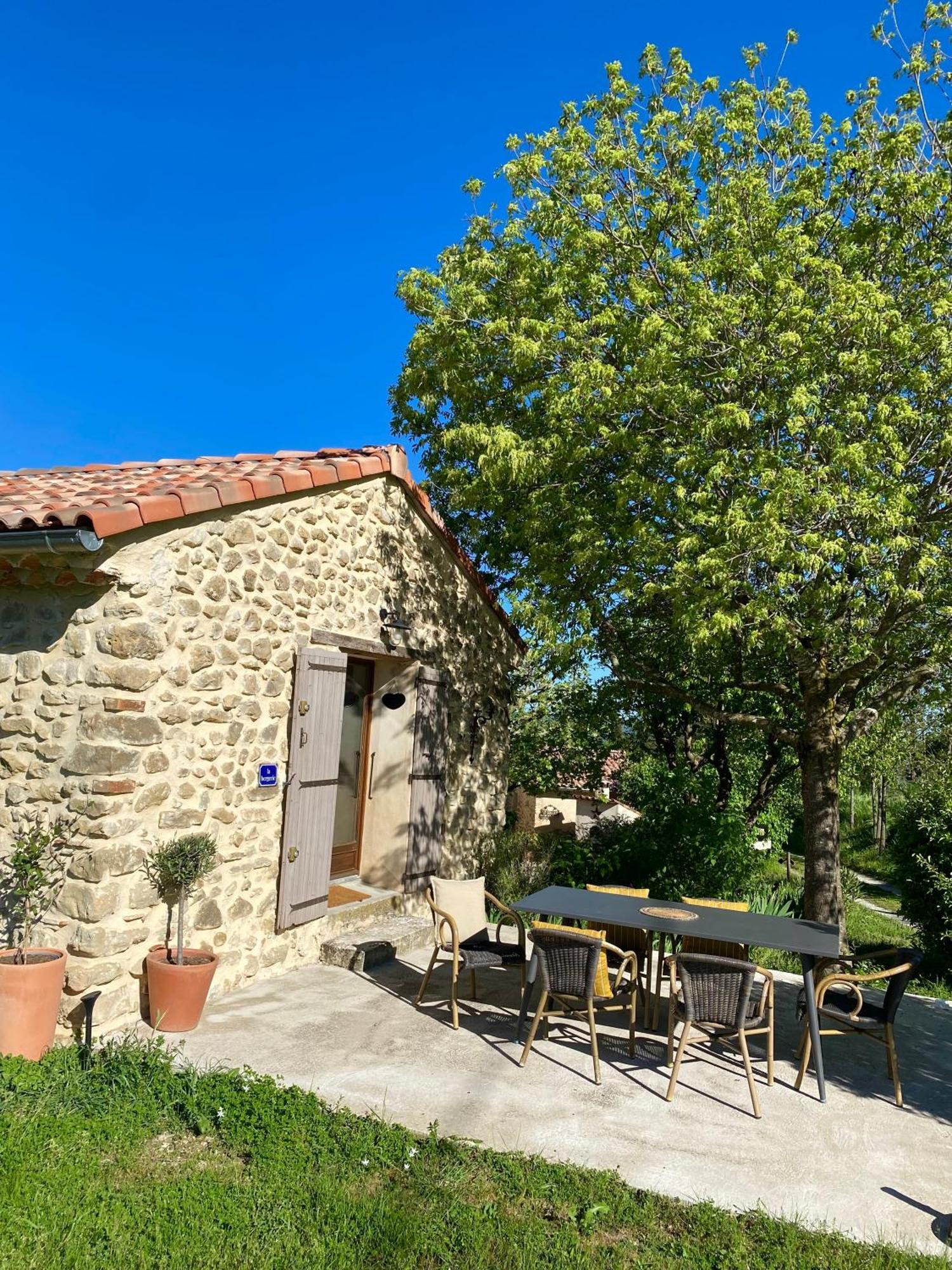 La Magnanerie En Provence Villa Niozelles Exterior foto